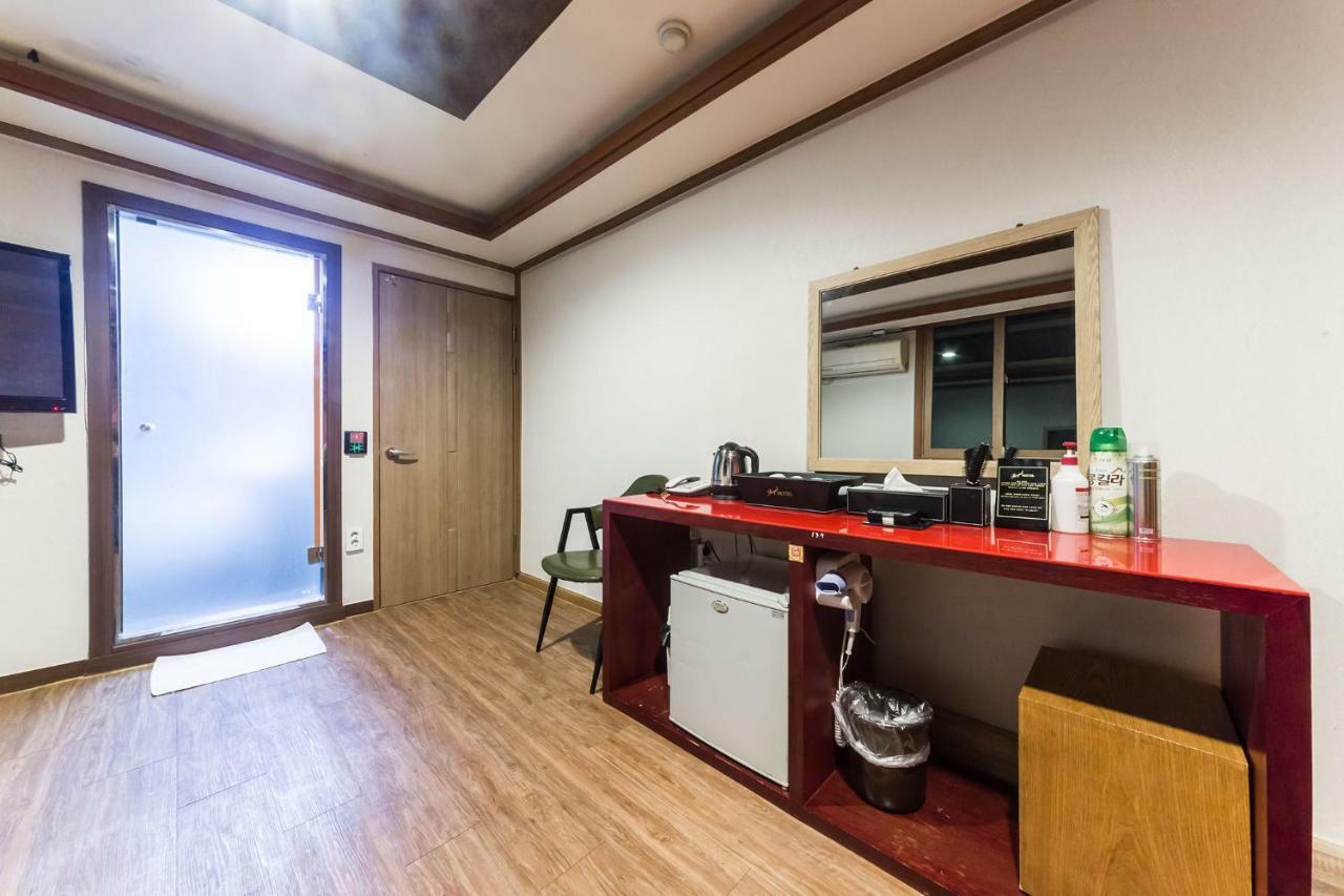Pocheon Royal Hotel Luaran gambar
